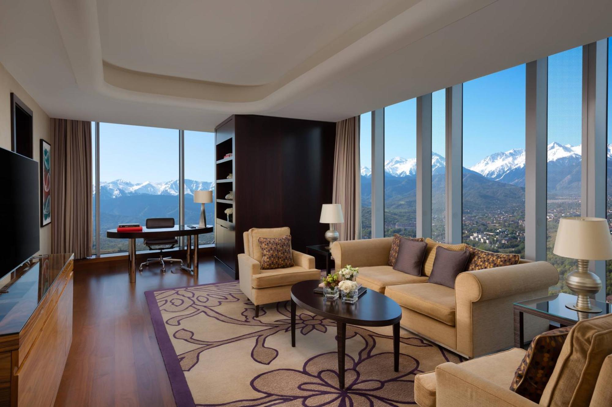 The Ritz-Carlton, Almaty Hotell Exteriör bild
