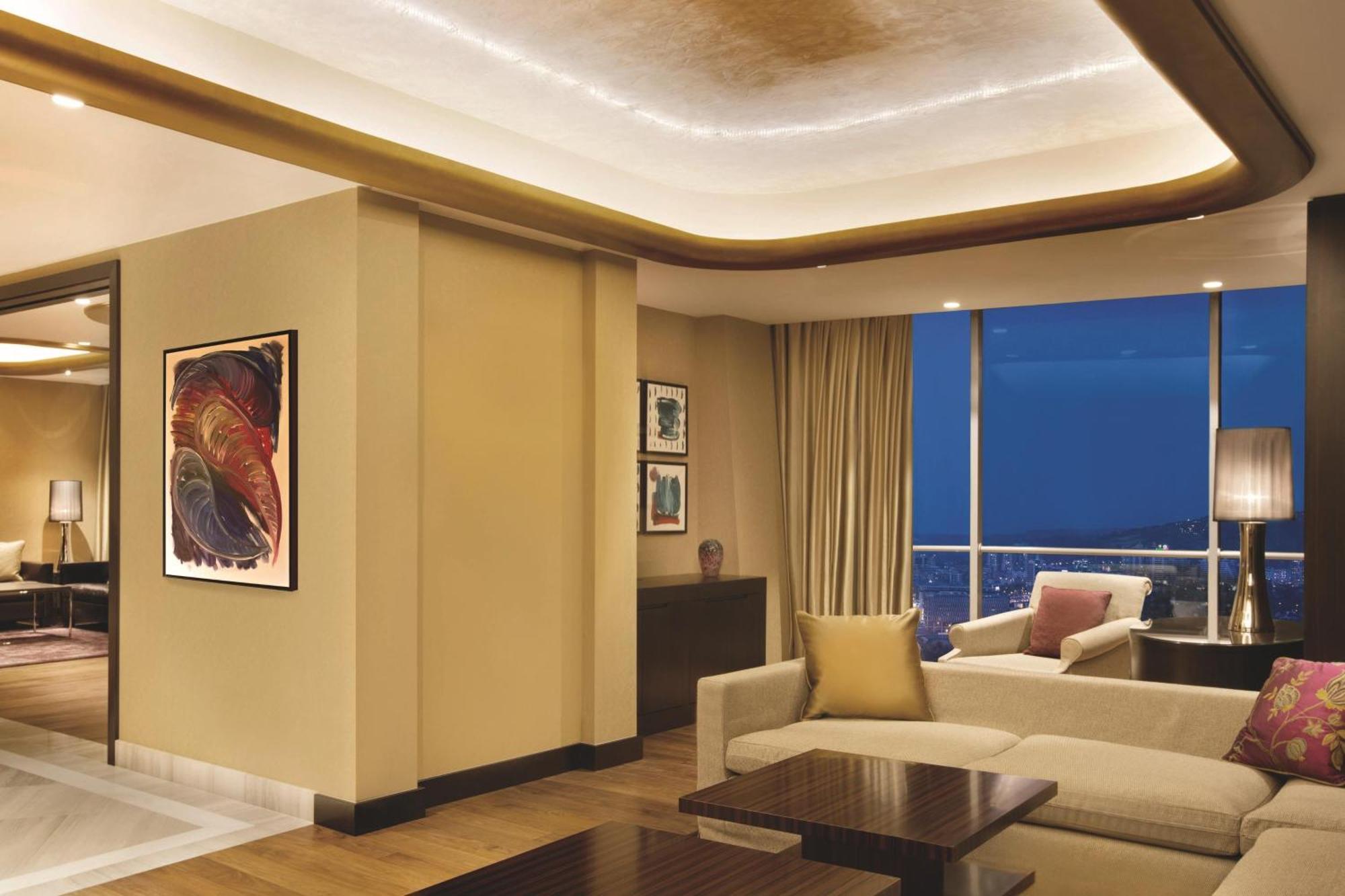 The Ritz-Carlton, Almaty Hotell Exteriör bild